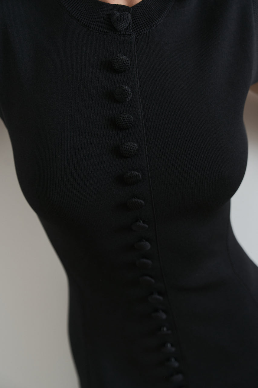 Knitted fitted dress