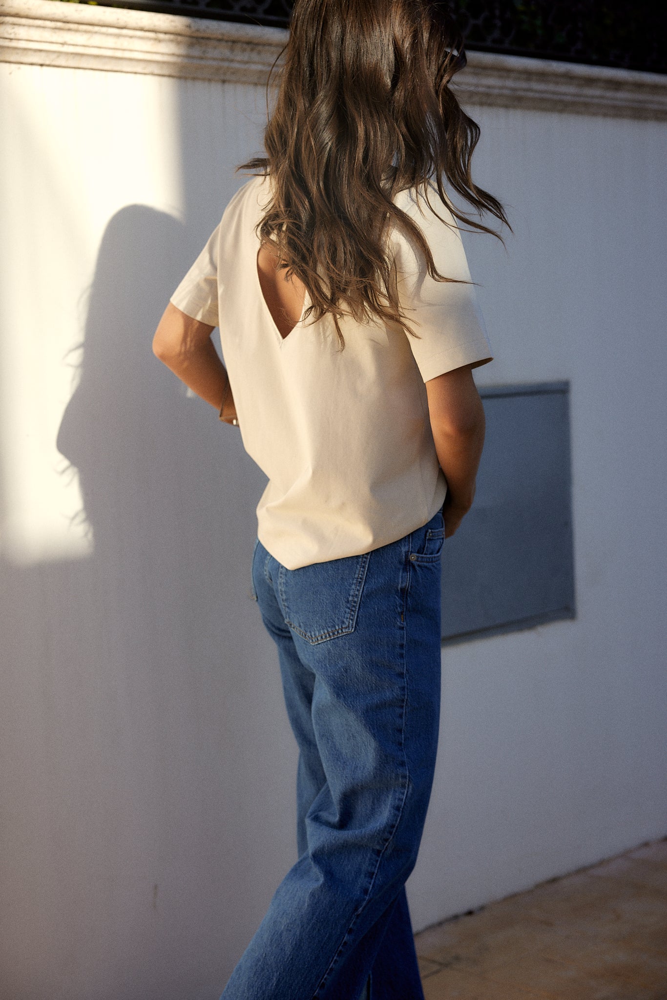 Heart at Back T-shirt Beige