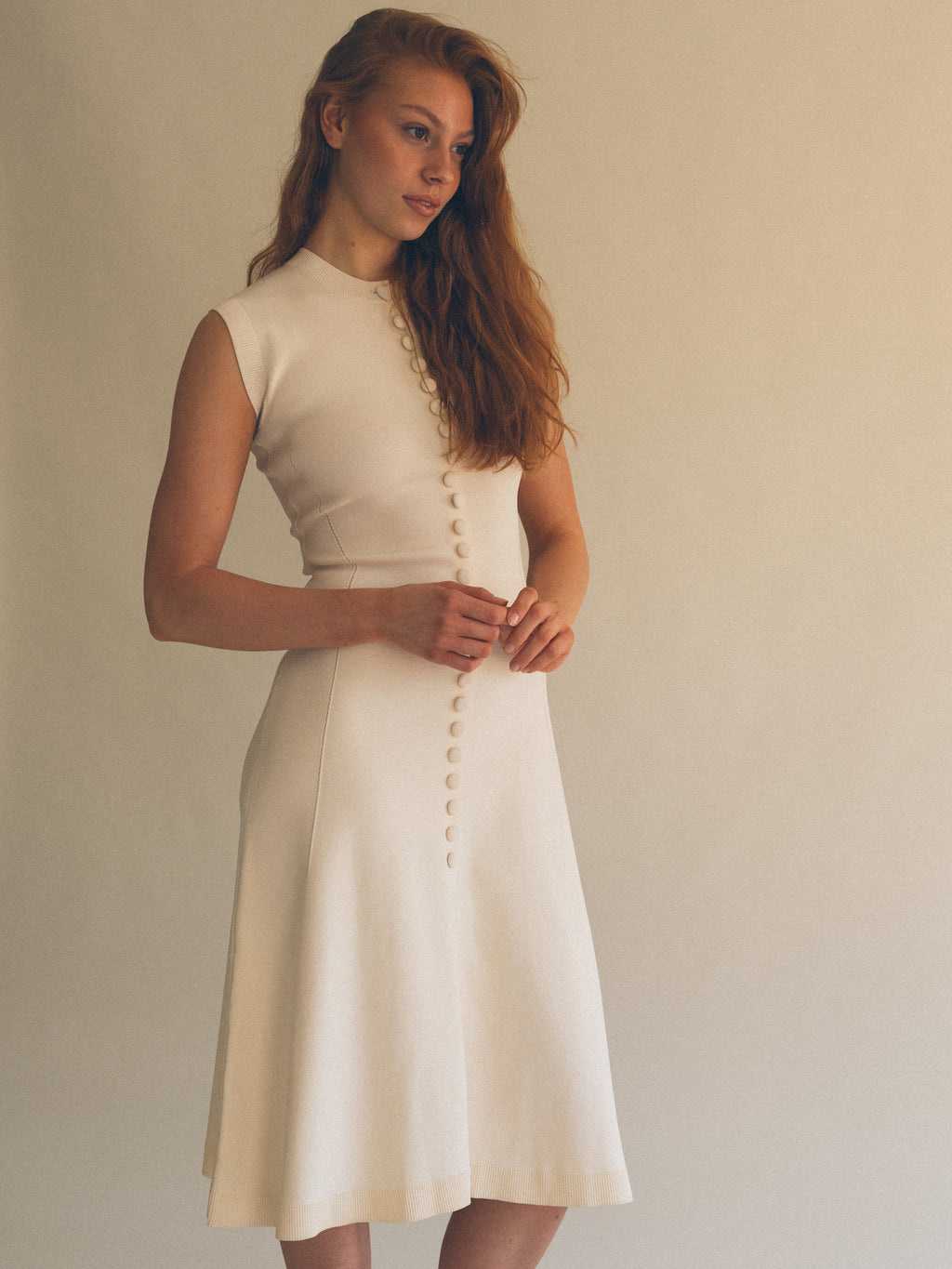 Knitted fitted dress off white