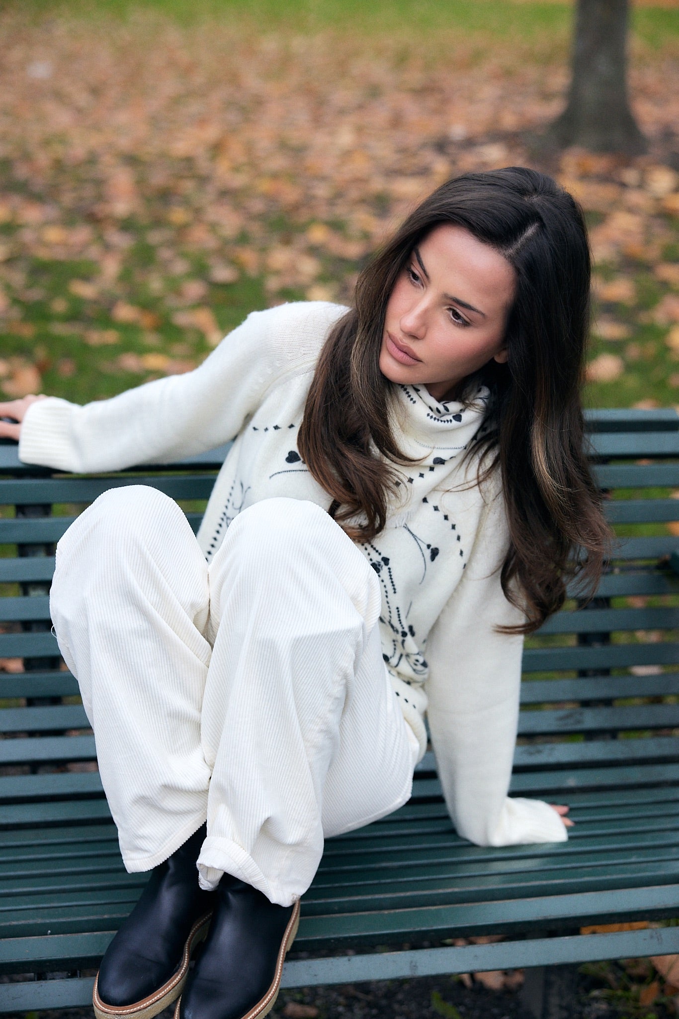 Bandana heart cashmere scarf white