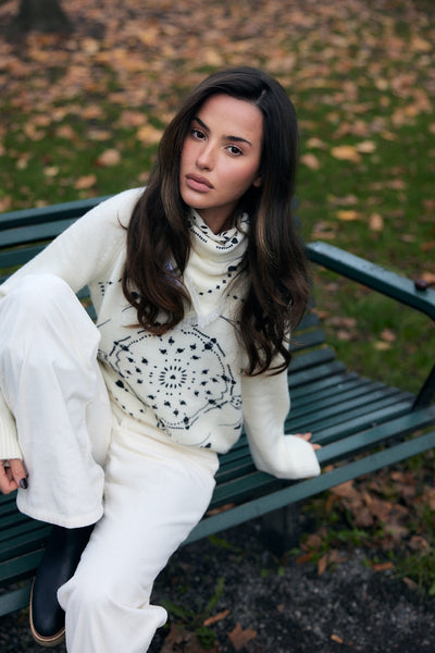 Bandana heart cashmere scarf white