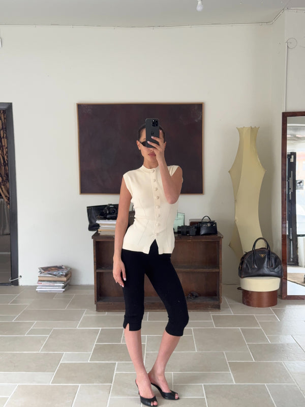 Knitted fitted top off white